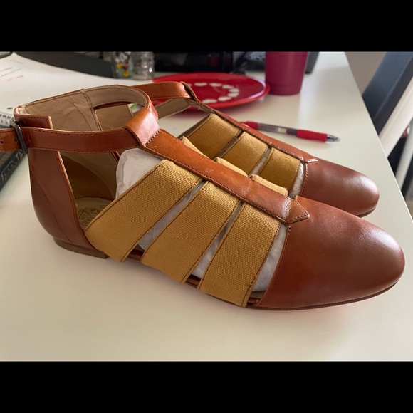 NWOT Samantha Pleet Leather Sandals - Picture 4 of 5